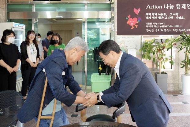 신상진 성남시장, 추석 앞두고 관내 사회복지시설 방문해 종사자 격려
