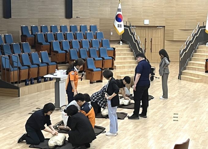 심폐소생술 실습 교육