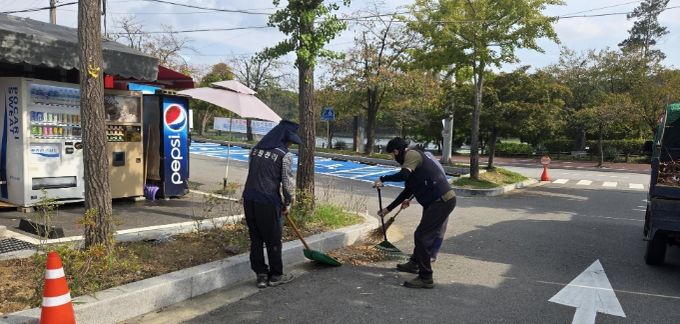 이천시, 명절 연휴 대비 설봉공원 점검 실시