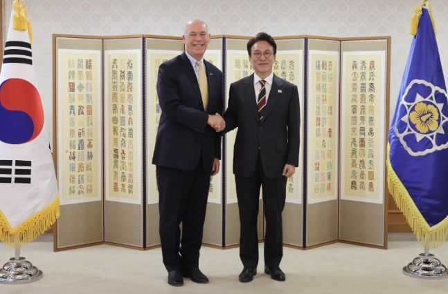 김민석 국무총리, '그레그 지안포르테' 미국 몬태나 주지사 접견