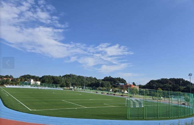 강릉 강남축구공원 1구장, 15년 만에 ‘KFA 1등급’ 경기장으로 재탄생