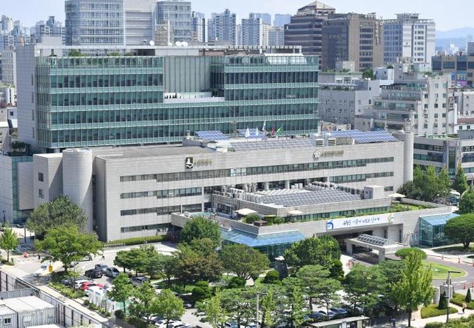 수원시청 전경