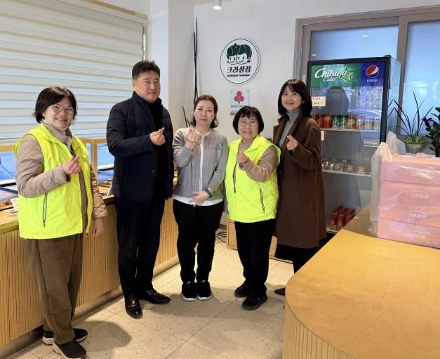 크라상점 동두천점, 보산동 취약계층에 ‘사랑의 빵’ 10상자 기탁