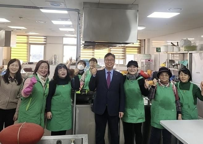 양주시 회천2동 새마을부녀회, 재가노인을 위한 반찬 배달로 이웃사랑 실천