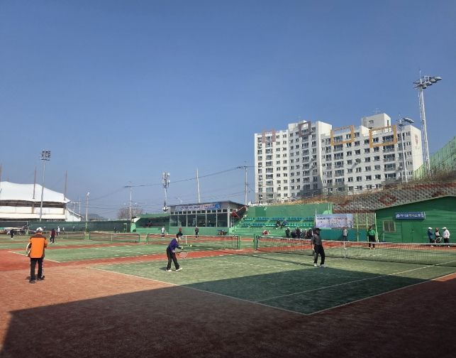 ‘제23회 정읍시장배 시니어 테니스 대회’